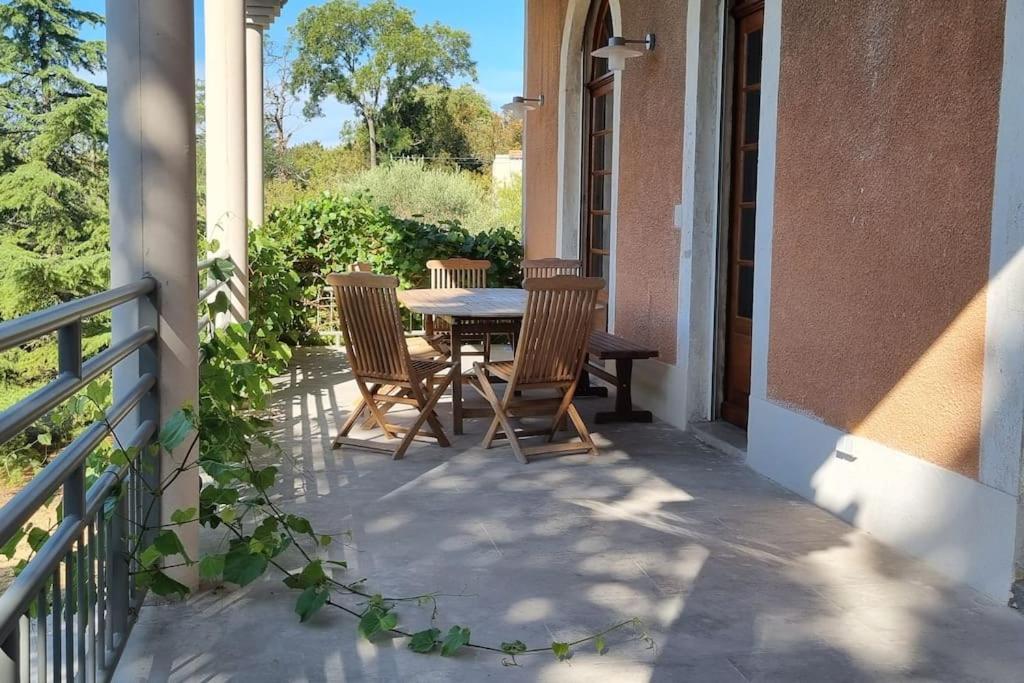 La Provencale Apartment Uzes Ngoại thất bức ảnh